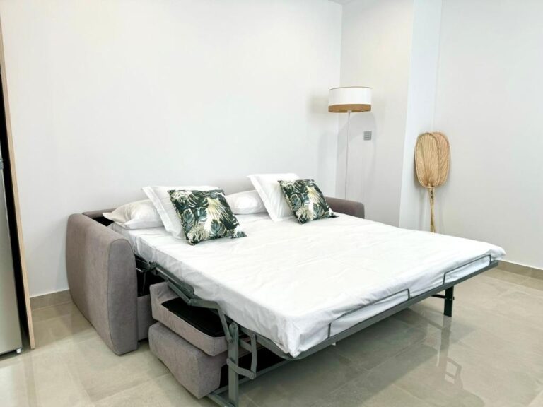 sofa cama apartamento lamar alquiler vacacional pilar de la horadada